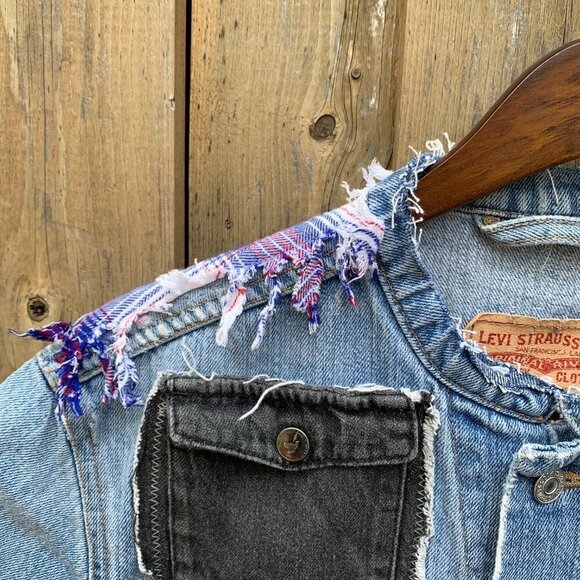 Vintage 2004 Levis Patchwork Jean Jacket Vest Small - Picture 1 of 10